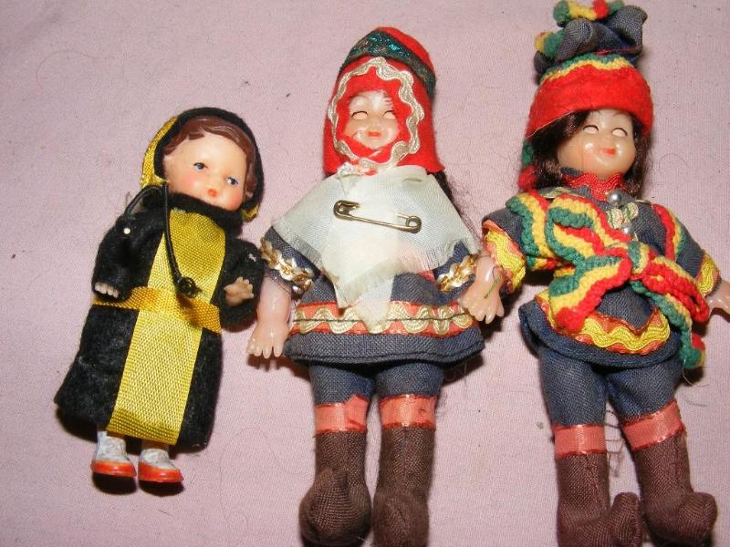 lot 226 image: Lot of Misc Dolls...
