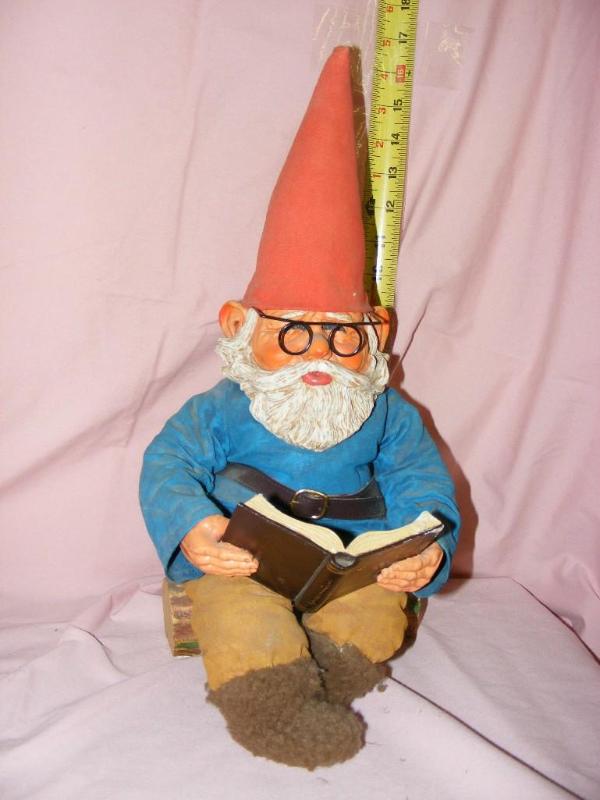 lot 3 image: Garden Gnome, 17551994...
