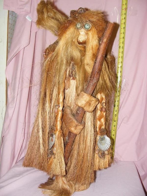 lot 31 image: The garden witch...