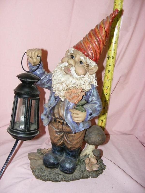 lot 4 image: Garden Gnome with Lantern, lights u...