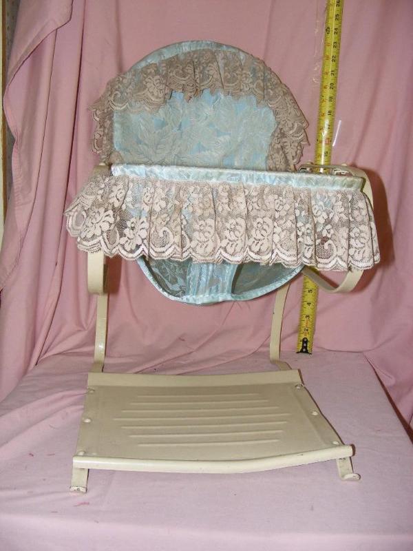 lot 40 image: Vintage Baby Jumper, 1940s...