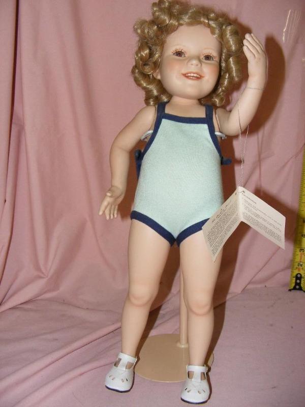 lot 42 image: Shirley Temple The Danbury Mi...