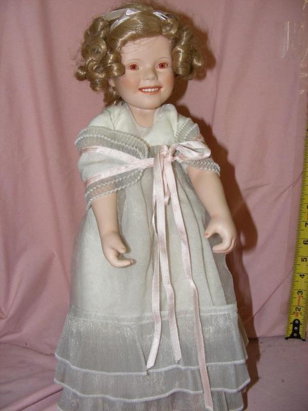 lot 43 image: Shirley Temple Elke Hutchens ...