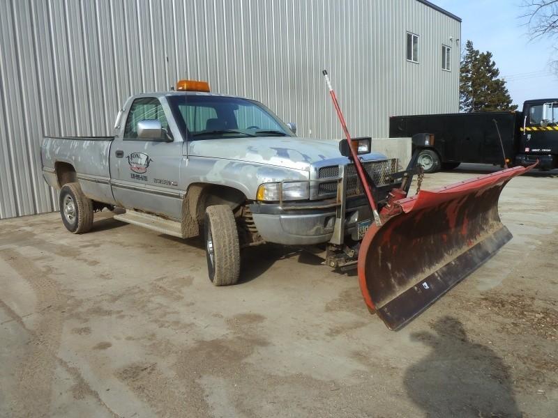 1995 Dodge Ram 2500 Plow Truck 4WD...
