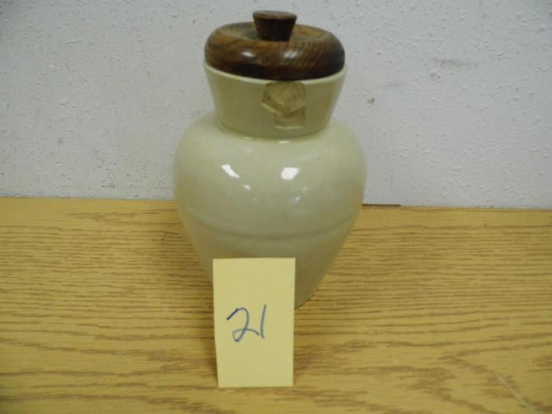 Weymans Snuff Jar - Handcrafted li...