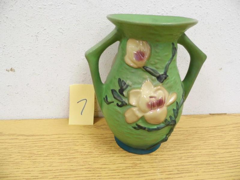 Roseville Pottery - 90-7&quot No c...