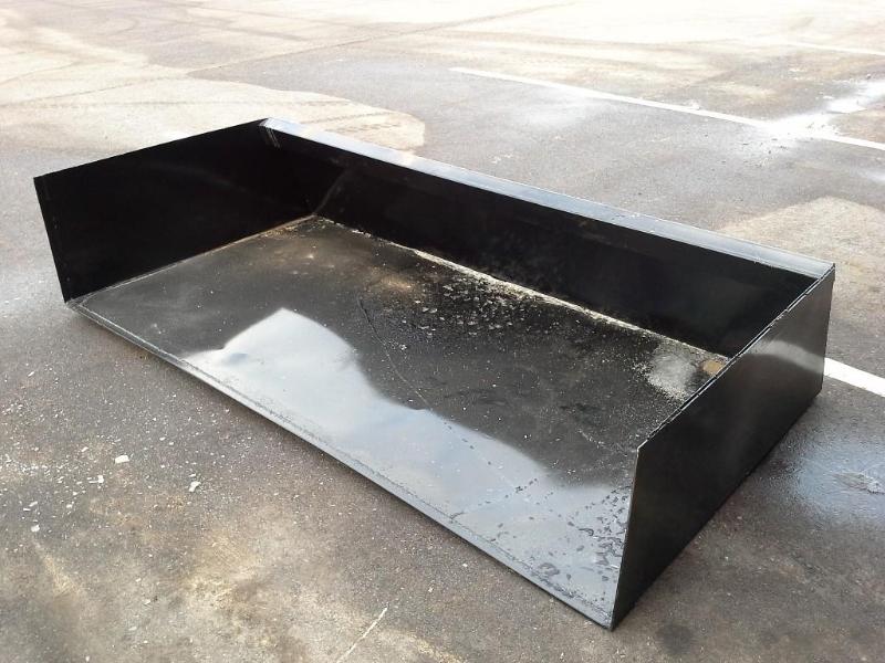Skid Steer Snow Bucket, 25&quot ov...