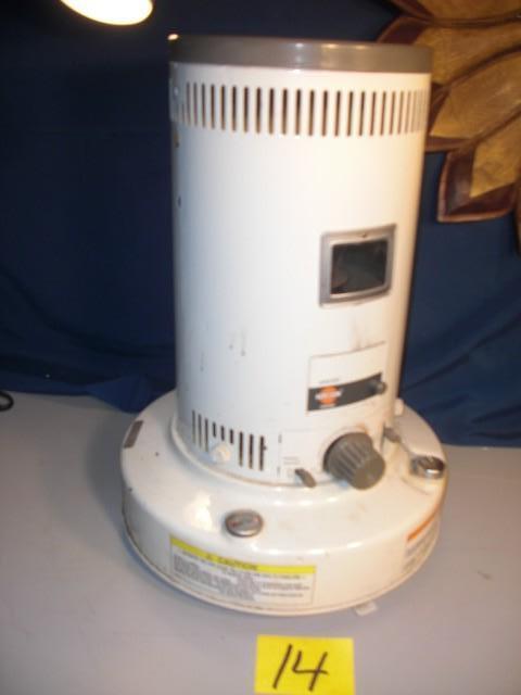lot 14 image: KERO SUN OMNI 105 Kerosene Heater.....