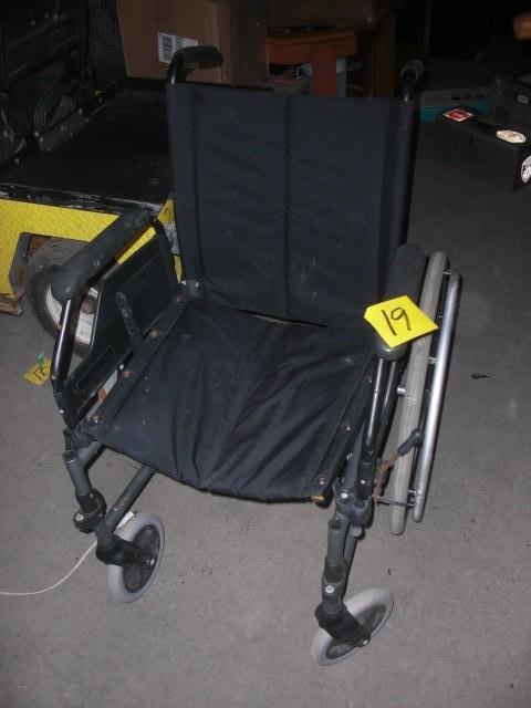lot 19 image: SUNRISE Wheel Chair.. No foot rests...