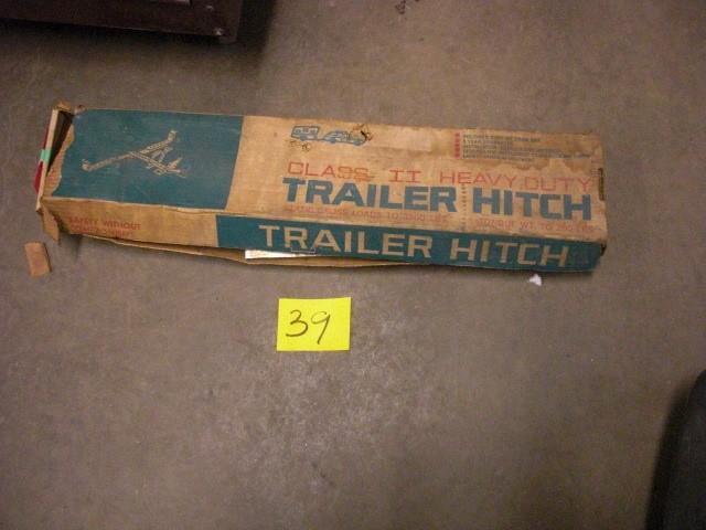 lot 39 image: CLASS II Heavy Duty Trailer Hitch....