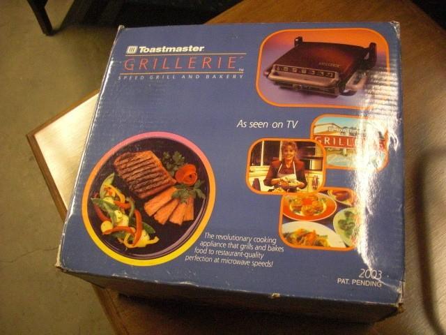 lot 41 image: Toastmaster, GRILLERIE.. Needs some...