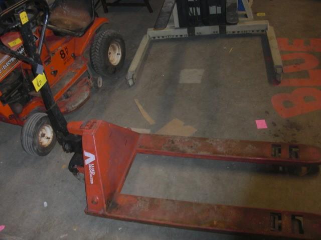 lot 6 image: 5500 Lb Pallet Jack.. Allied Associ...