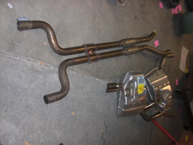 lot 7 image: Dual Exhaust System for HONDA.. Ple...