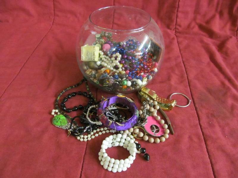 Costume Jewelry in Fish Bowl - Pins...