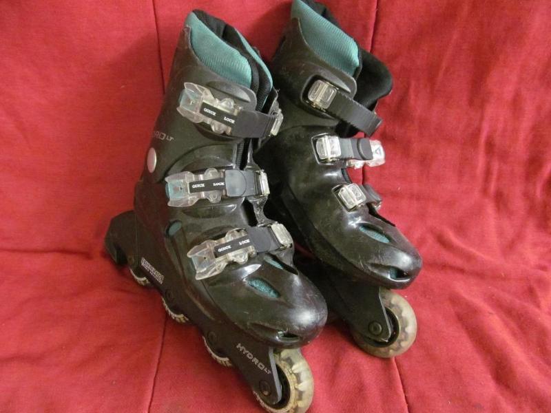 Excelerator Roller Blades Size 4, C...