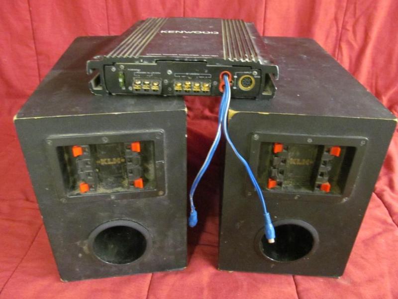 Kenwood Amplifier - 2 Speakers...