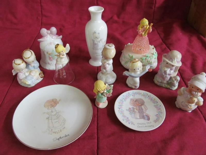 Precious Moments Ornaments, Figures...