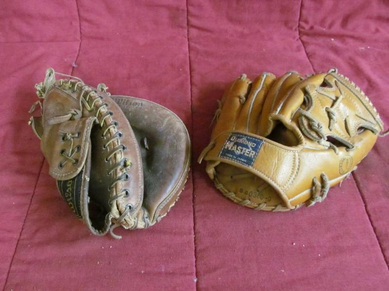 Diamond Master Youth Glove and Vint...