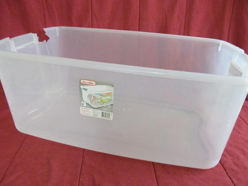 Sterilite Tote no lid with crack 10...