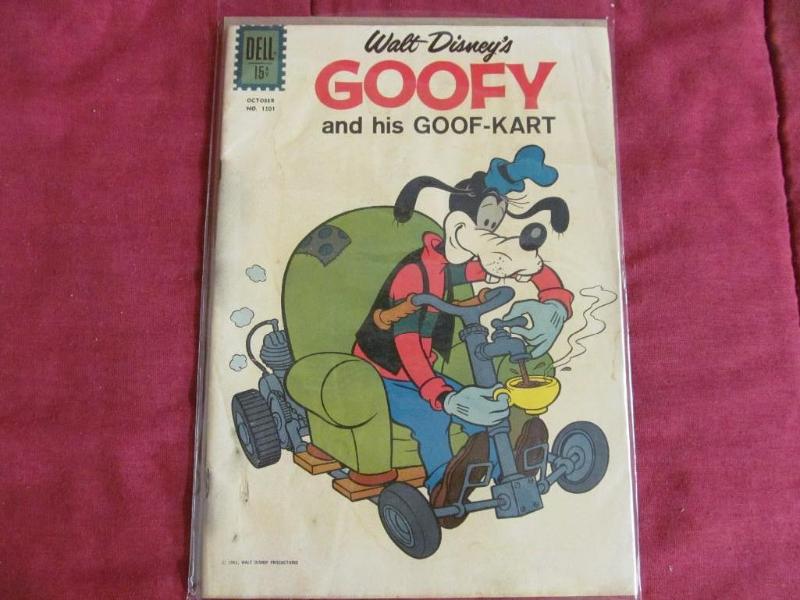 Dell .15 Oct #1201 Walt Disney Goof...