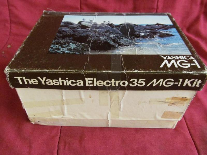 Yashica Electro 35 MG - 1 Camera Ki...