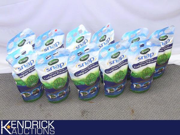 lot 20 image: 11 Bags of&nbspScotts Snap Pac Cra...