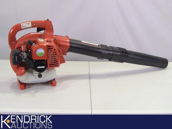 lot 8 image: Echo Hand Held Power Blower   Model...