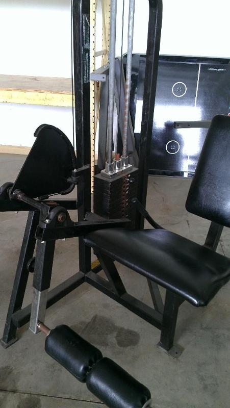 Champion Leg Machine. Black Enamel....