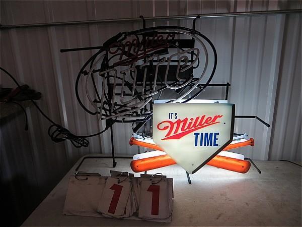 Miller Lite&nbspIts Miller Time B...