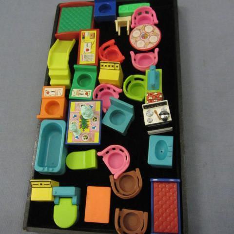 Doll furniture, 30 plastic pieces, ...