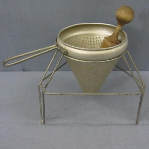Fruit  veggie press, stand, cone p...