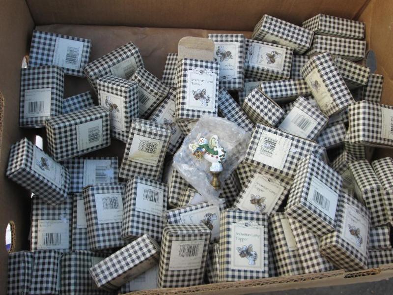 lot 103 image: Lot of approx. 75 snowman lamp shas...