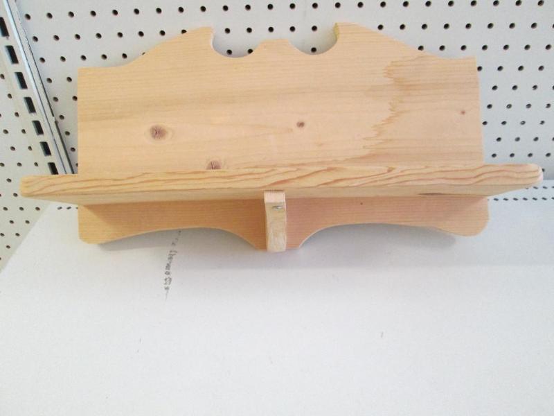 lot 140 image: Nicely made pine one-tier shelf....