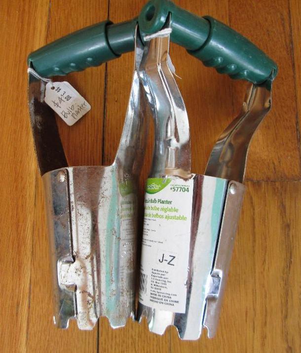 lot 209 image: 2 adjustible bulb planters.new, a l...