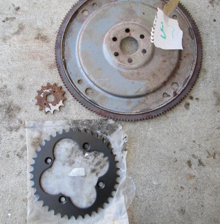 lot 37 image: Automotive transmission flywheel an...