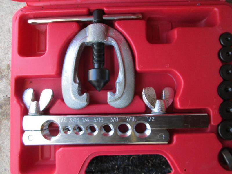 lot 38 image: Nesco NM5431 double flaring tool se...