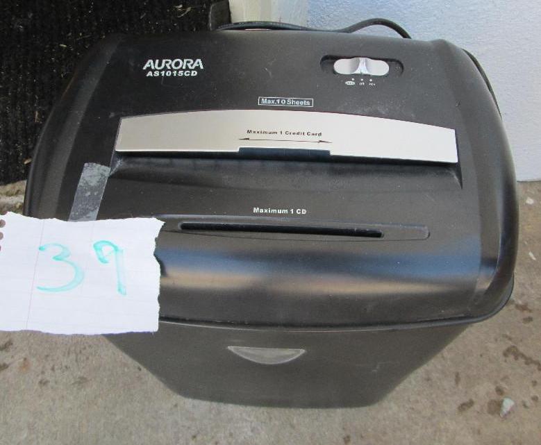 lot 39 image: Aurora paper credit card and CD shr...