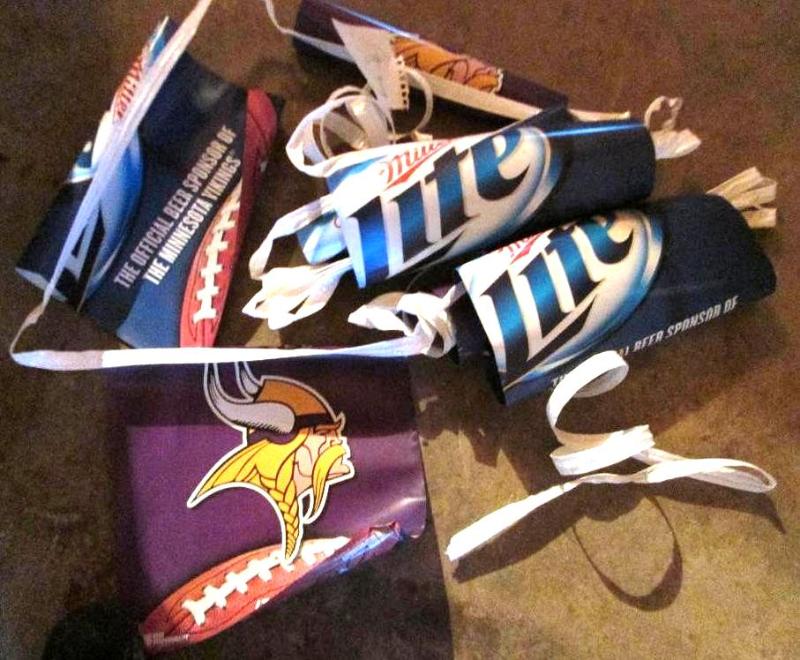 lot 53 image: Miller beer Vikings football banner...