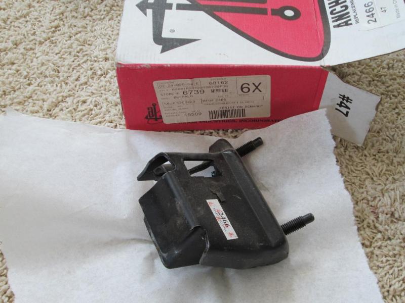 lot 72 image: Anchor transmission mount 2466...