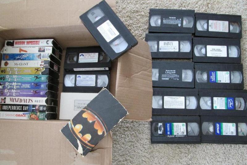 lot 84 image: Large lot of VHS tapes...