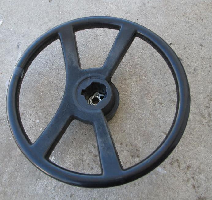 lot 9 image: Steering wheel...