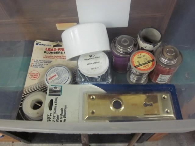 lot 130 image: Lot of miscellaneous items includin...