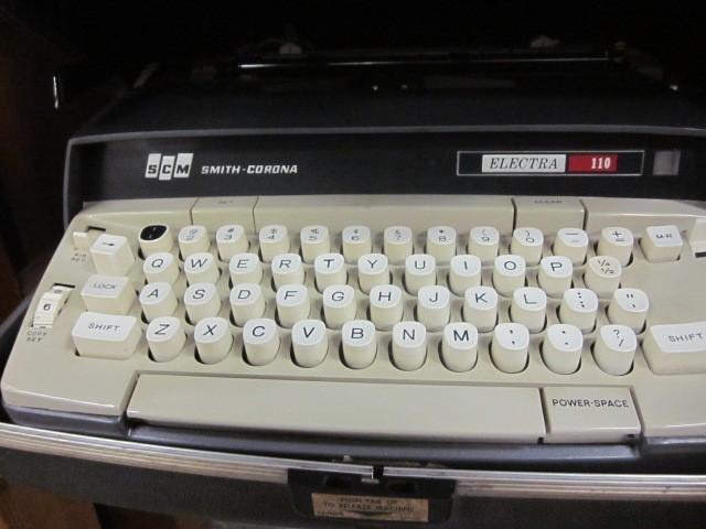 lot 133 image: Smith Corona Electra 110 typewriter...