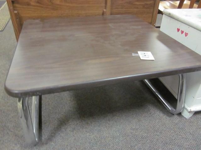 lot 144 image: Heavy duty 30" square laminate...