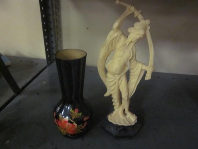 lot 15 image: Repose Italy decorative statue and ...
