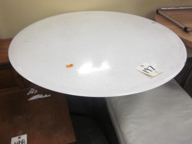 lot 197 image: Metal base with round 42" whit...