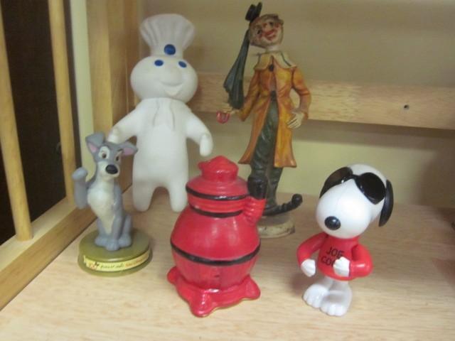 lot 78 image: Lot of miscellaneous items.  ...