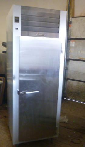lot 24 image: Traulson Commercial Refrigerator