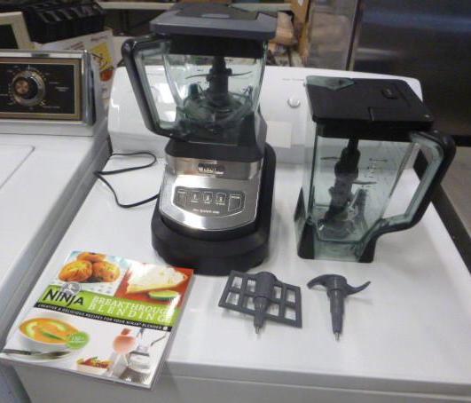 lot 38 image: Ninja Kitchen System 1100