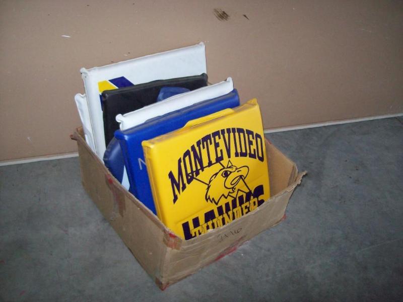 lot 16 image: Various bleacher seat cushions (see...